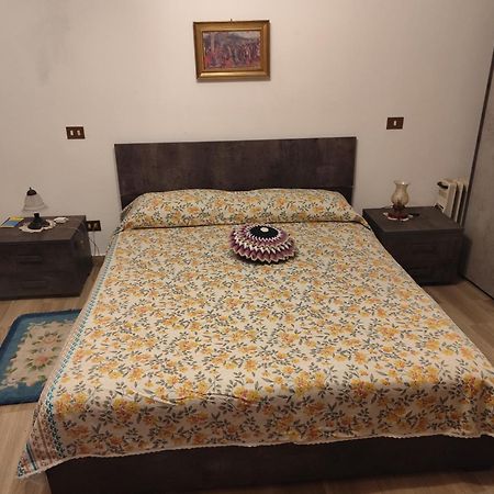 Casa In Antico Borgo Medievale A Tarano Ri, Via Giacomo Leopardi, 15 Villa Eksteriør billede