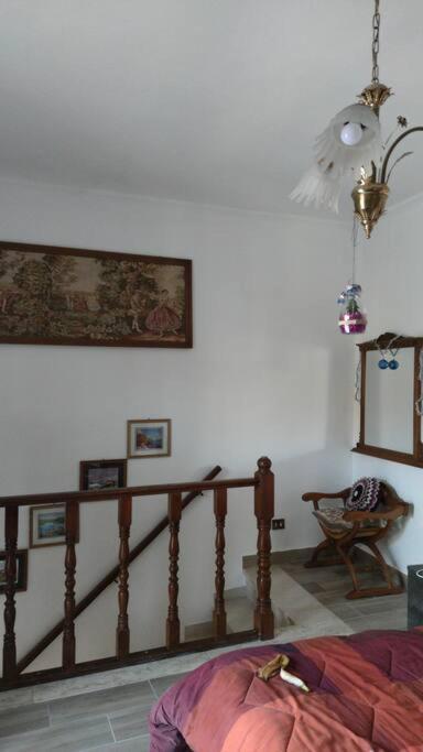 Casa In Antico Borgo Medievale A Tarano Ri, Via Giacomo Leopardi, 15 Villa Eksteriør billede