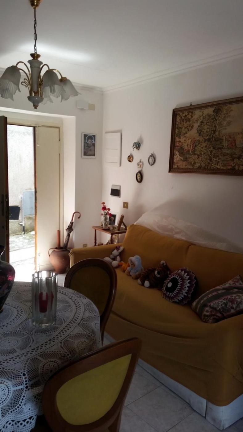 Casa In Antico Borgo Medievale A Tarano Ri, Via Giacomo Leopardi, 15 Villa Eksteriør billede