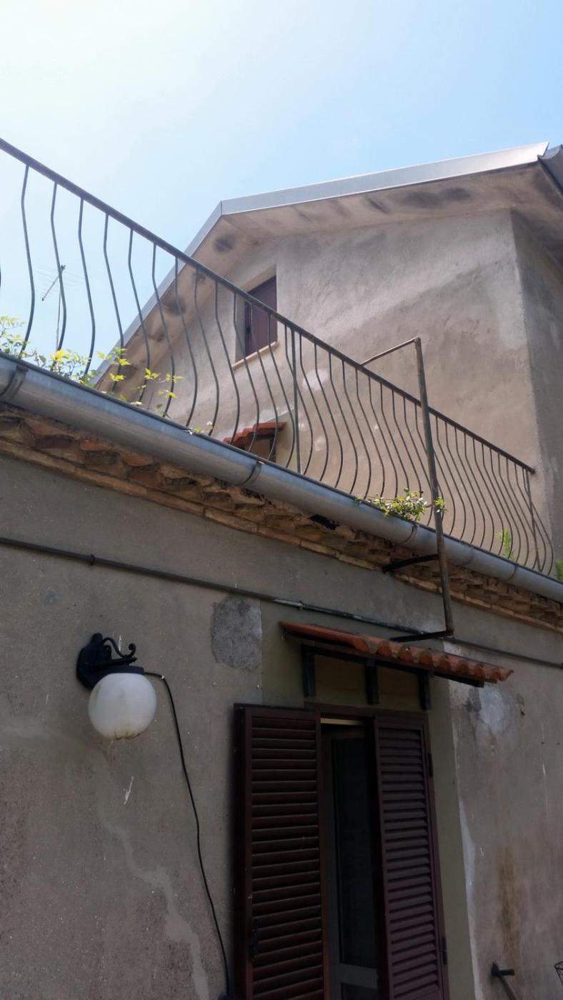 Casa In Antico Borgo Medievale A Tarano Ri, Via Giacomo Leopardi, 15 Villa Eksteriør billede