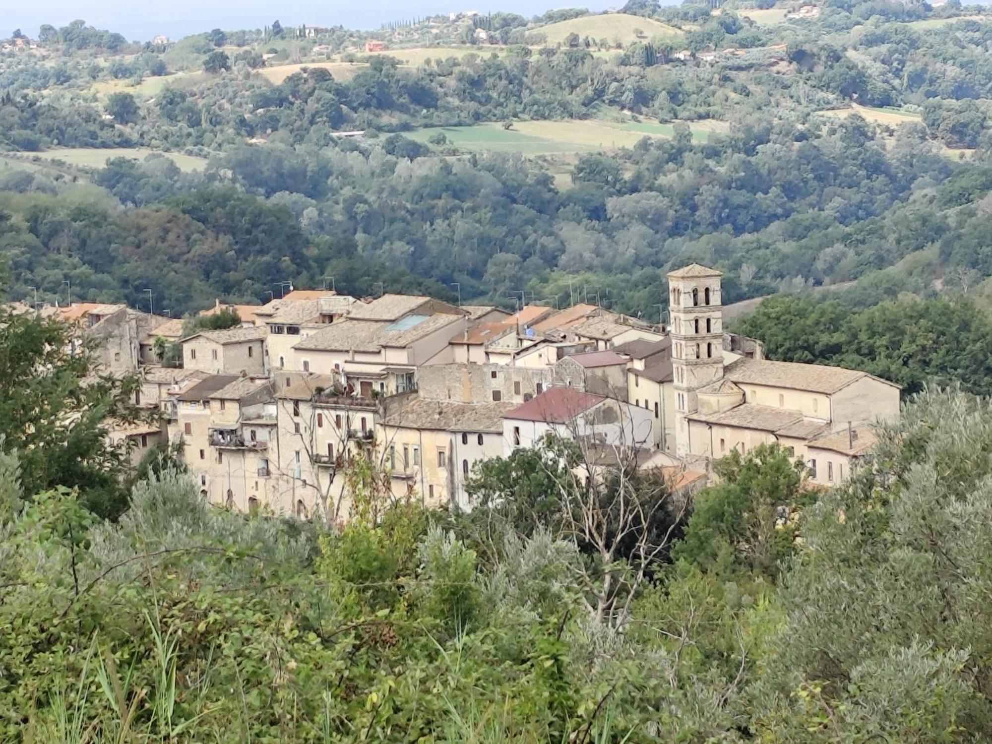 Casa In Antico Borgo Medievale A Tarano Ri, Via Giacomo Leopardi, 15 Villa Eksteriør billede